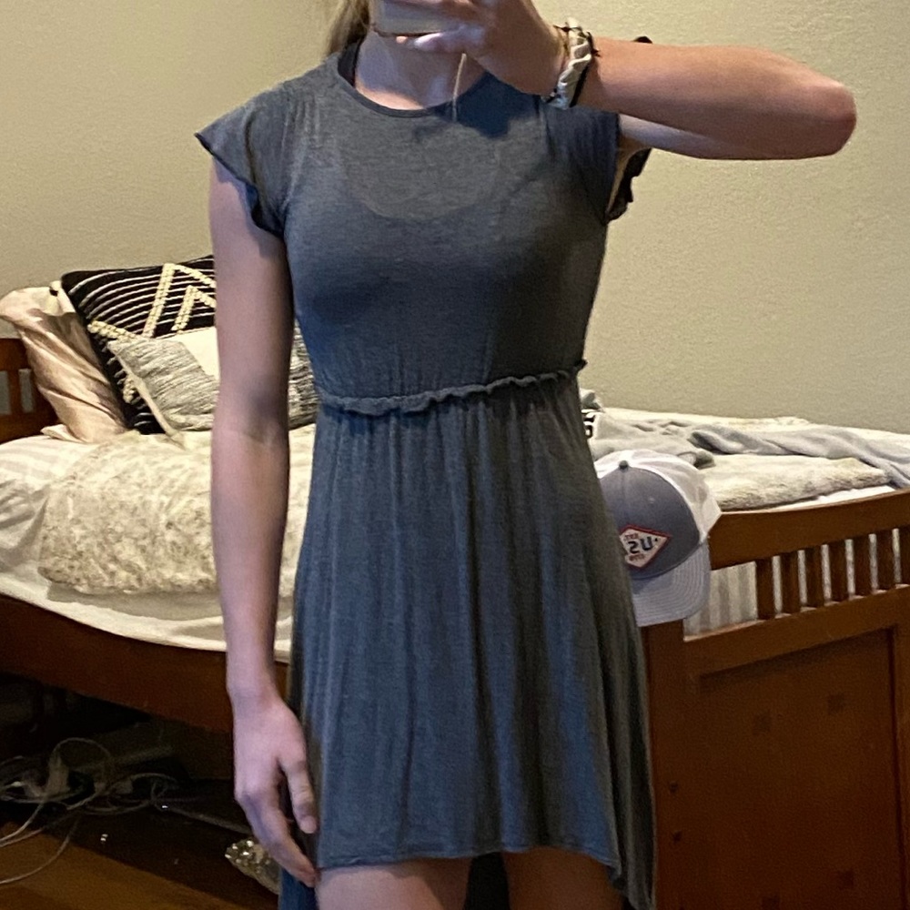 Kid’s simple gray dress